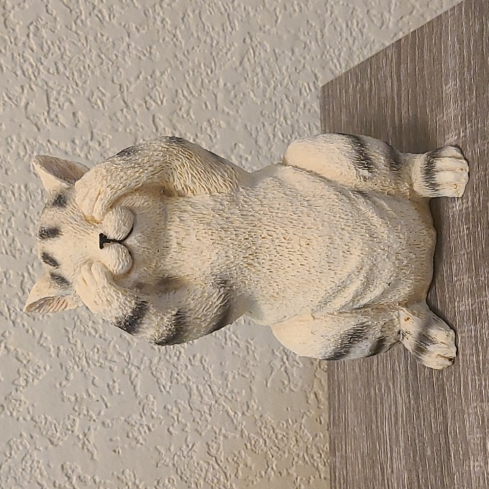 Cat Decor